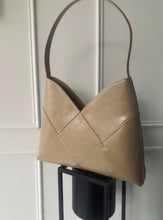 Load image into Gallery viewer, Valentina shoulder bag