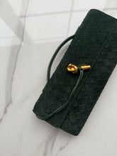 Load image into Gallery viewer, Calais clutch suede