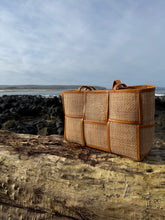 Load image into Gallery viewer, The Atta tote