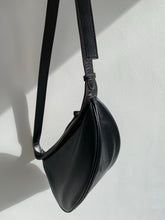 Load image into Gallery viewer, Half moon sling bag