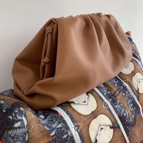 La poche handbag tan large