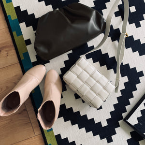 Matelasse bag Bone  ( 4-6 days delivery)