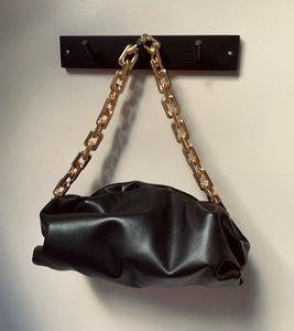 La poche chain bag black (4-6 days delivery time )