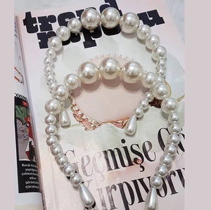 Classic pearl hairband